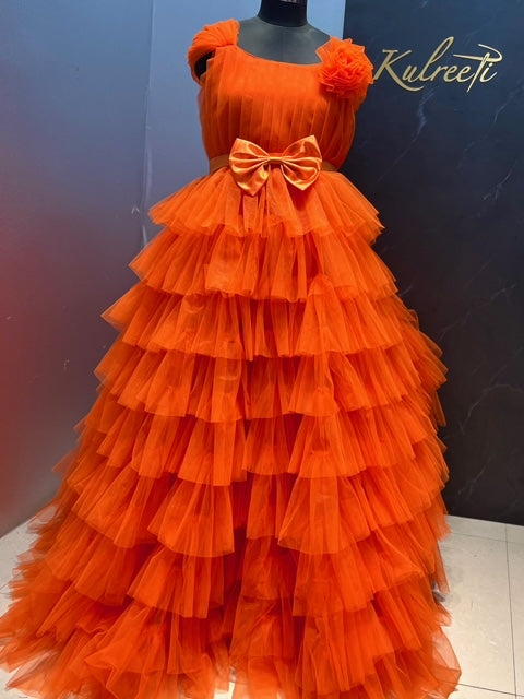 Gown in outlet orange colour