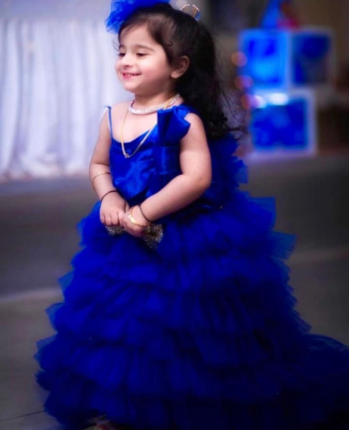 Royal Blue Gown With Trail 12-13Y / Custom Royal Blue Gown With Trail 12-13Y / Custom