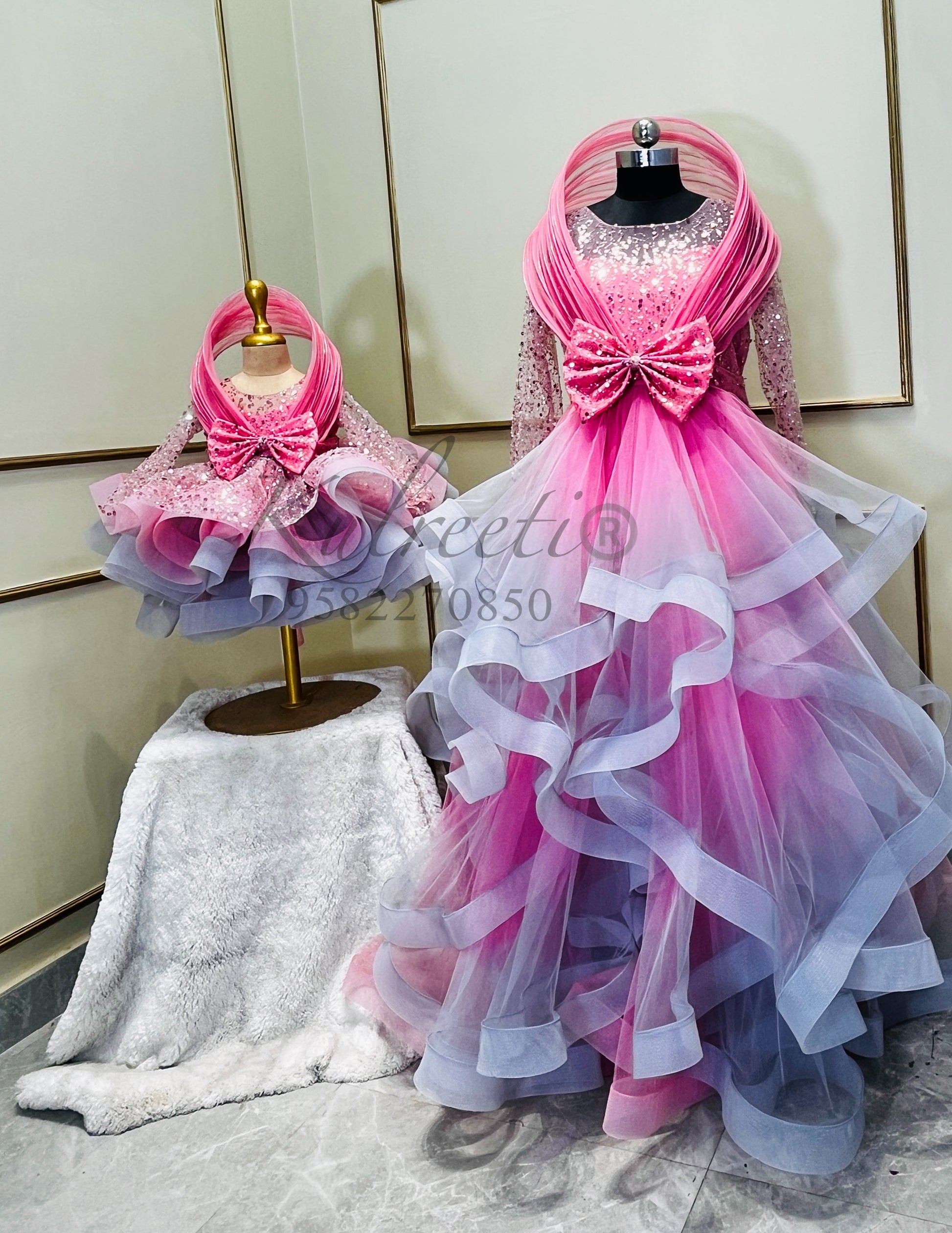 onion pink grey gown Twinning For Mother & Daughter (2 Pcs Combo) 9-10Y / Custom onion pink grey gown Twinning For Mother & Daughter (2 Pcs Combo) 9-10Y / Custom