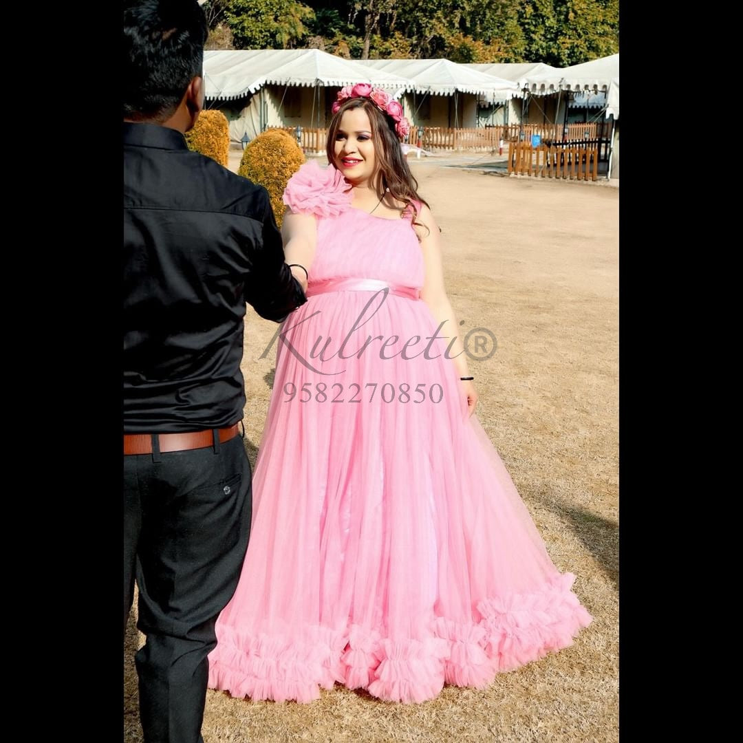 Onion pink  Long Frill Gown For Maternity /Pre-wedding shoot