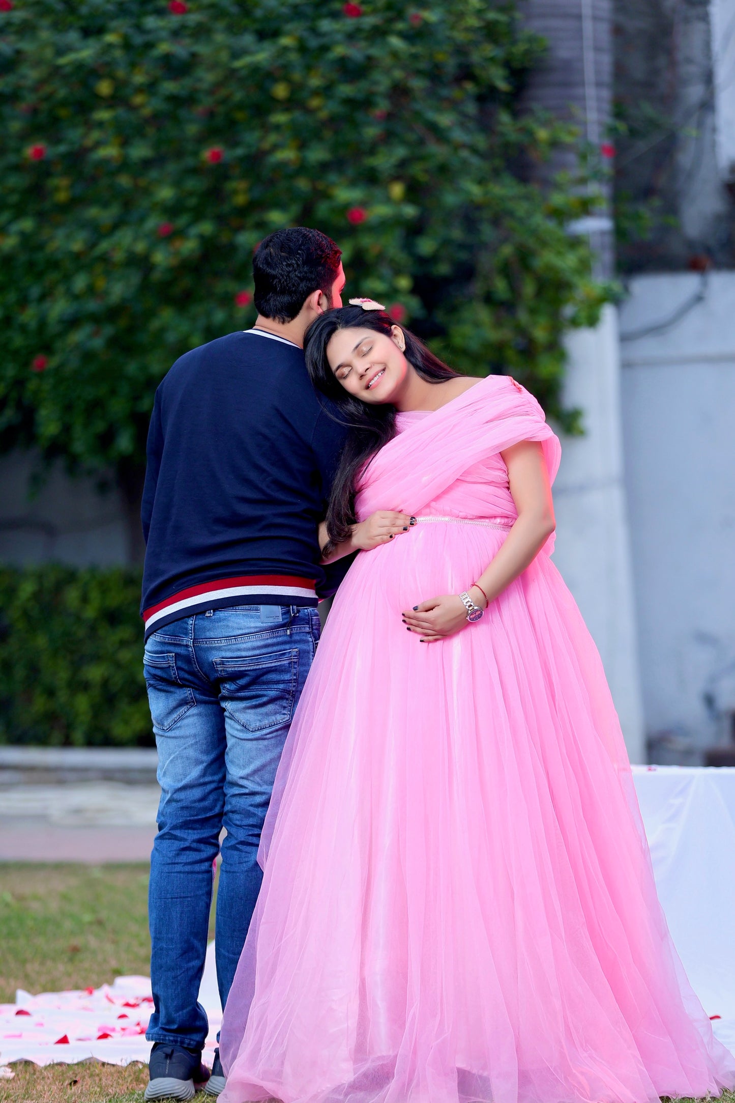 Pink Long Frill Gown For Maternity /Pre-wedding shoot